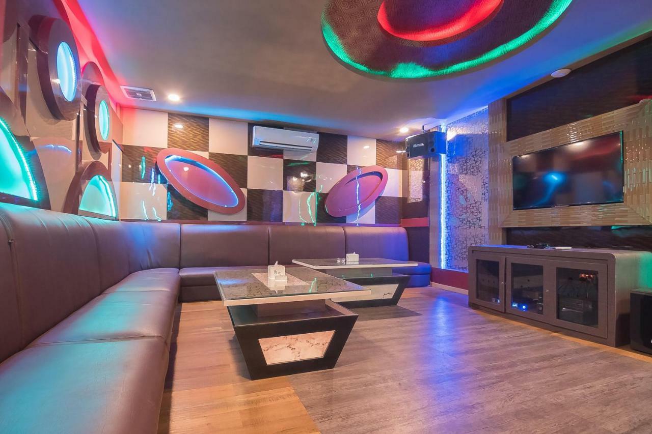 Paragon Nagoya Hotel Batam Zewnętrze zdjęcie